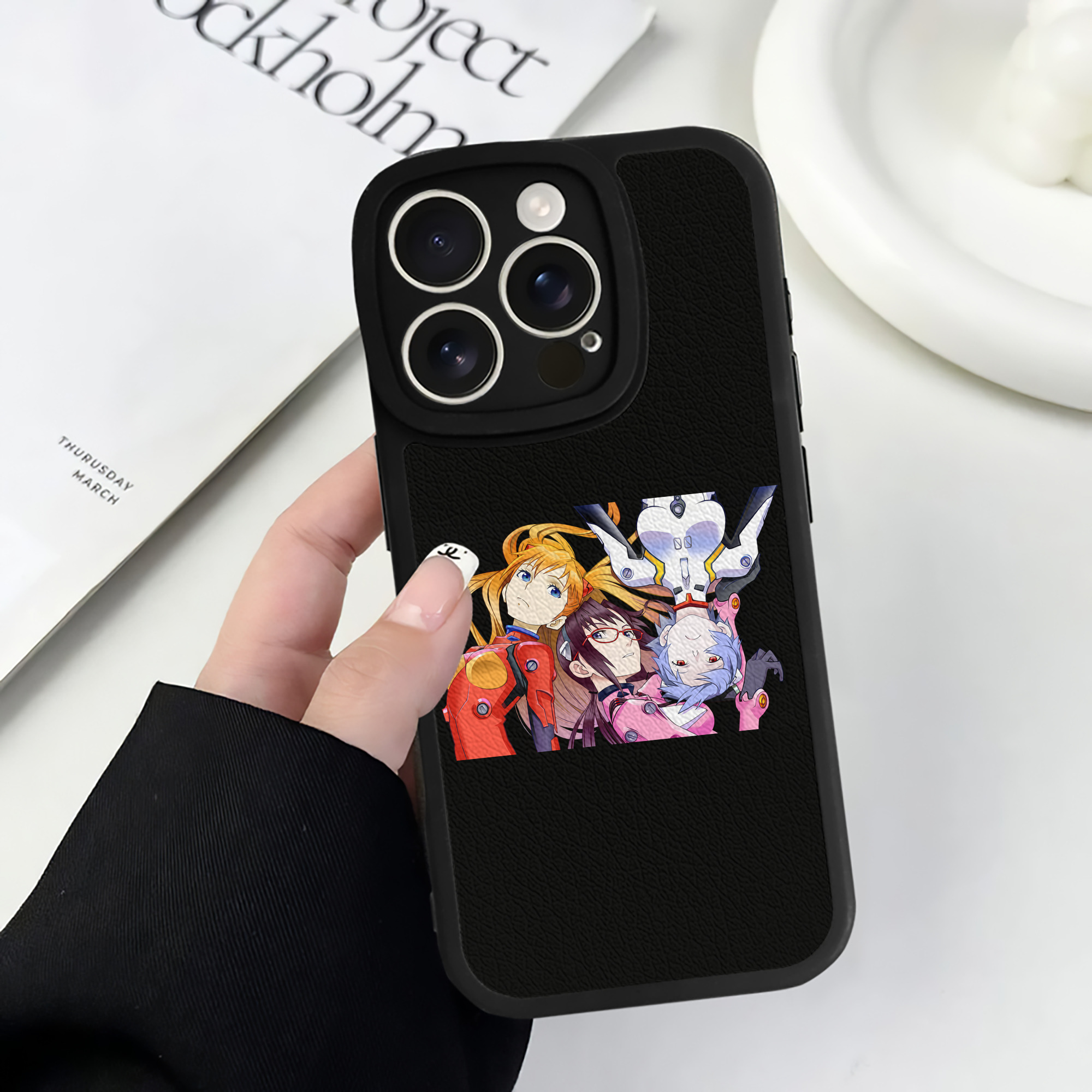 （画像用） EVA 新世紀エヴァンゲリオン 【iPhone 16シリーズ対応】シリコンスマホケース（レザー調） 材質：シリコン